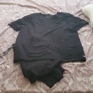 XL srub top and L jogger bottom